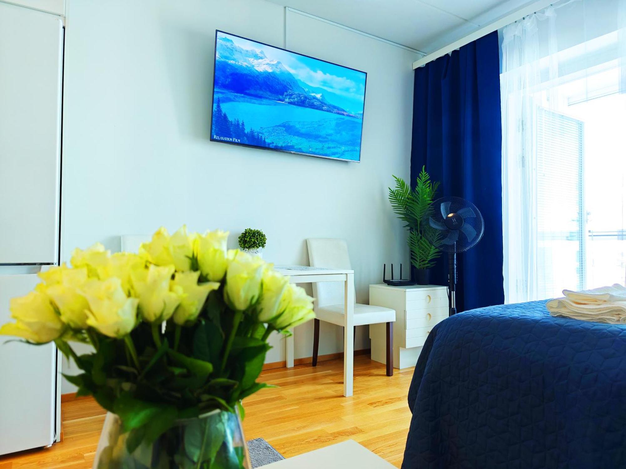 Center Brand New Studio, Parking Appartement Oulu